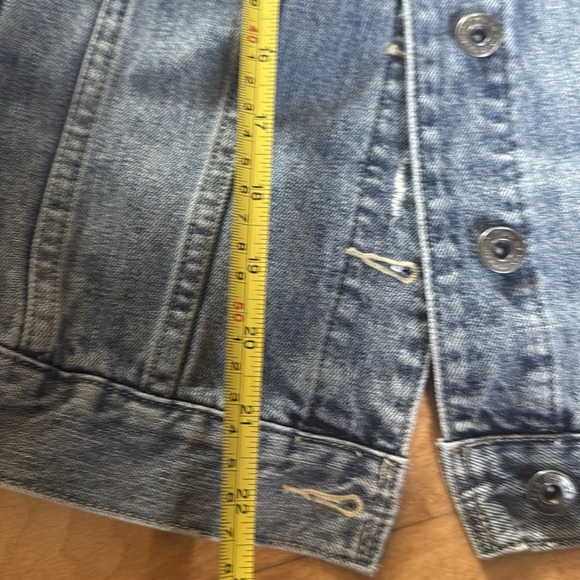 Clearance 💯 Two by Vince Camuto Jean Jacket - Picture 7 of 7